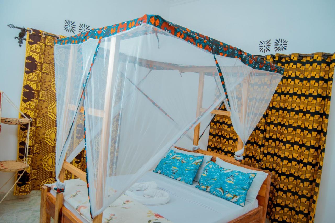 The Belle View Inn Bed & Breakfast Моши Екстериор снимка