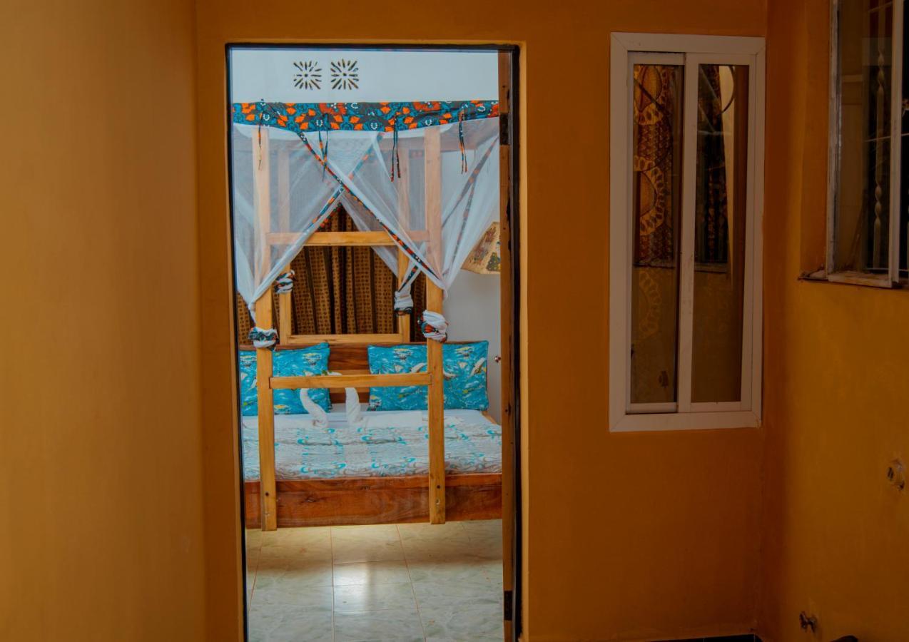 The Belle View Inn Bed & Breakfast Моши Екстериор снимка