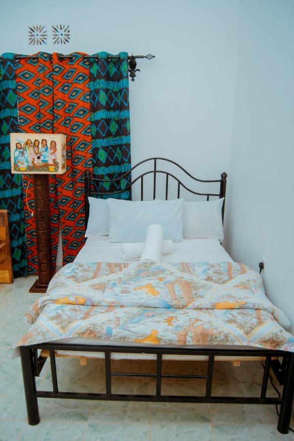 The Belle View Inn Bed & Breakfast Моши Екстериор снимка