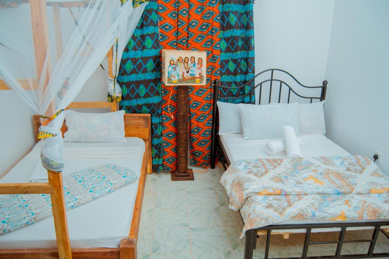 The Belle View Inn Bed & Breakfast Моши Екстериор снимка