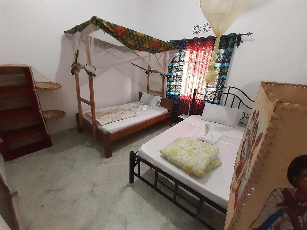 The Belle View Inn Bed & Breakfast Моши Екстериор снимка